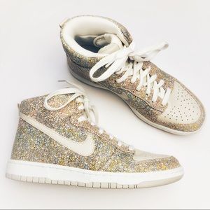 Rare Floral NIKE High Top Sneakers Size 7.5
